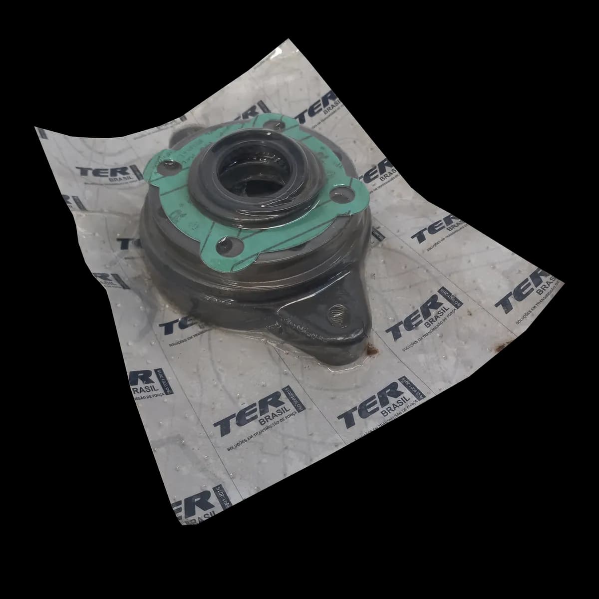 FLANGE SAE B COM RETENTOR PARA TOMADA TER - 002256